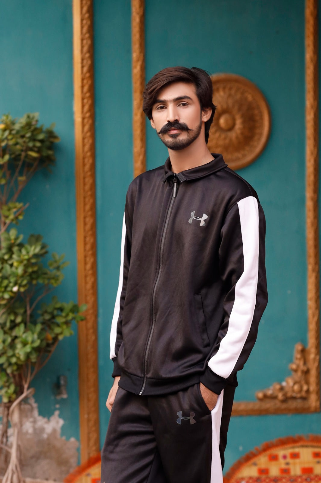 UA Premium Tracksuit - Black