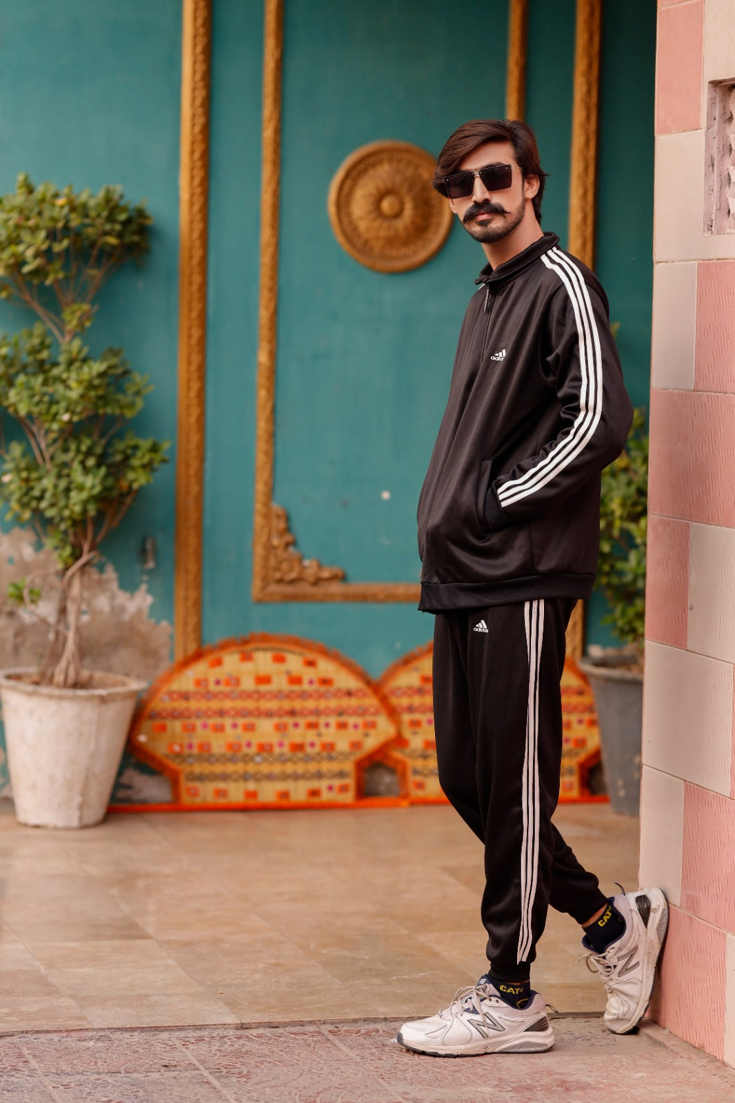 Adi Imported Tracksuit M- Black